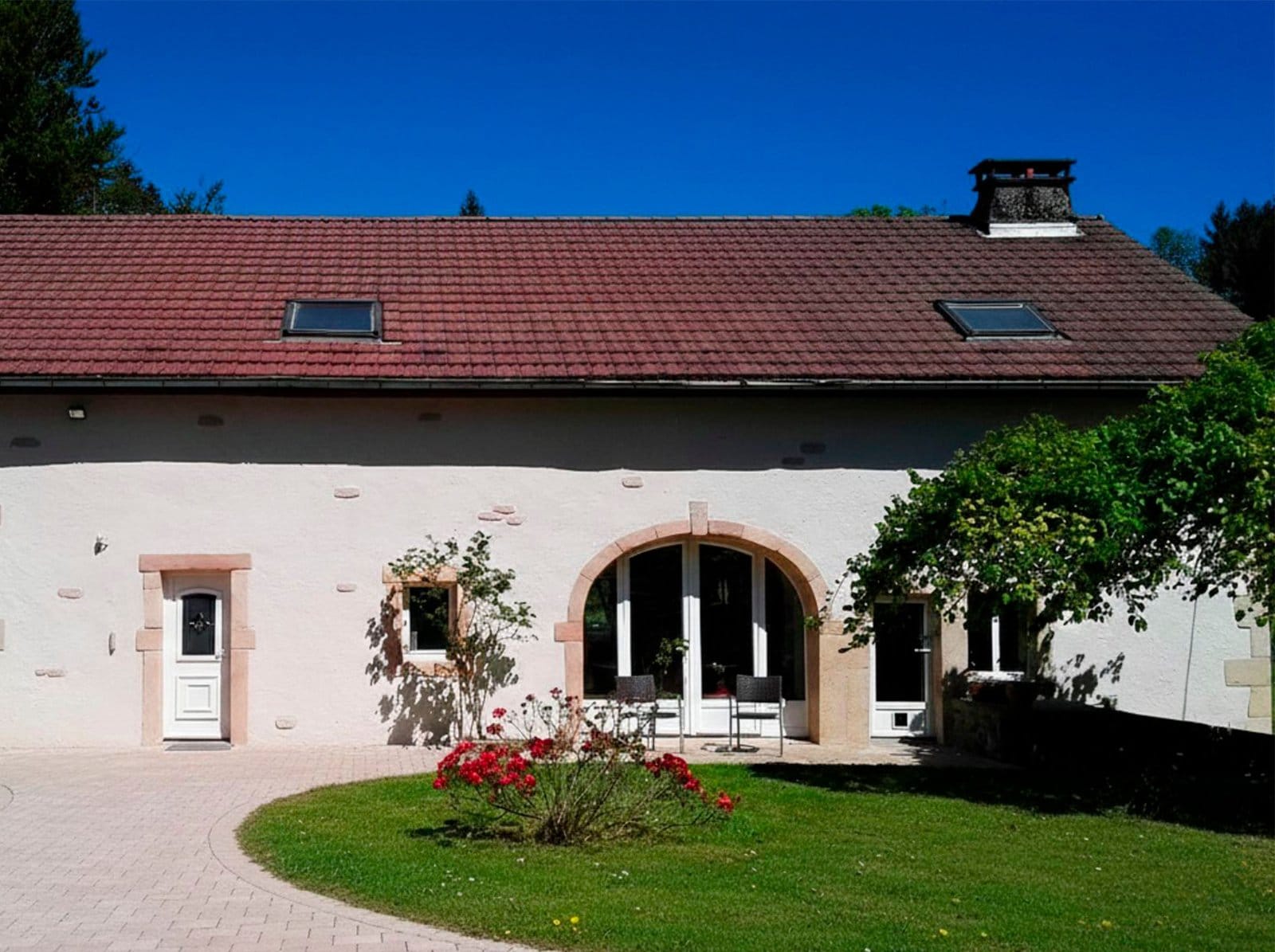 Ferme vosgienne apres ravalement
